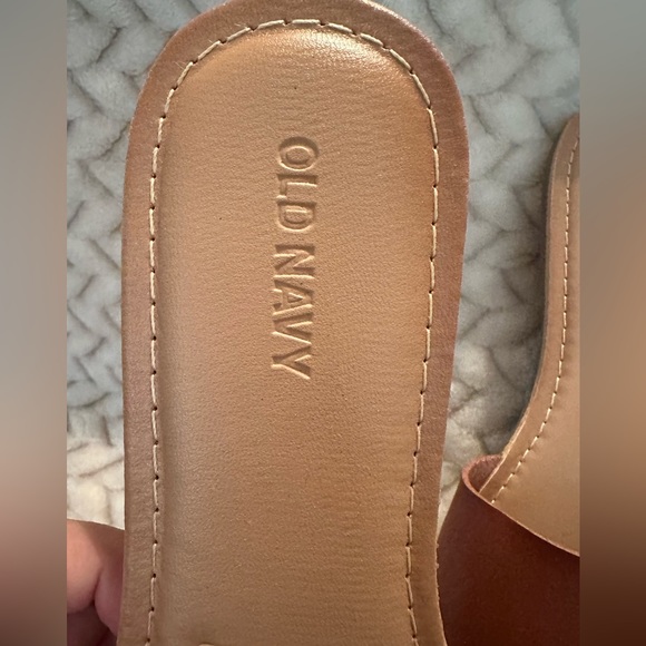 Old Navy Cognac Slide - Picture 4 of 5
